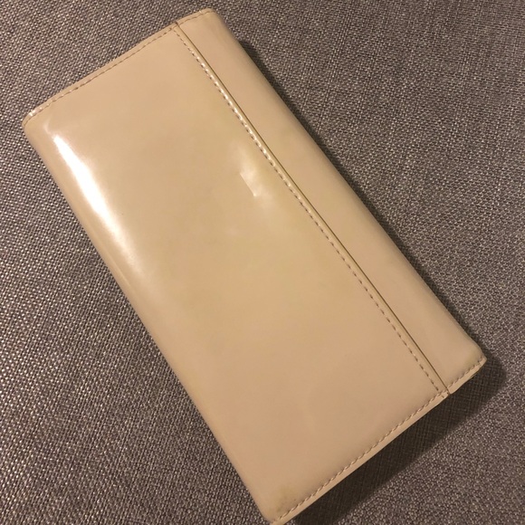 Kate Spade Nude Patent Leather Wallet - Picture 2 of 4